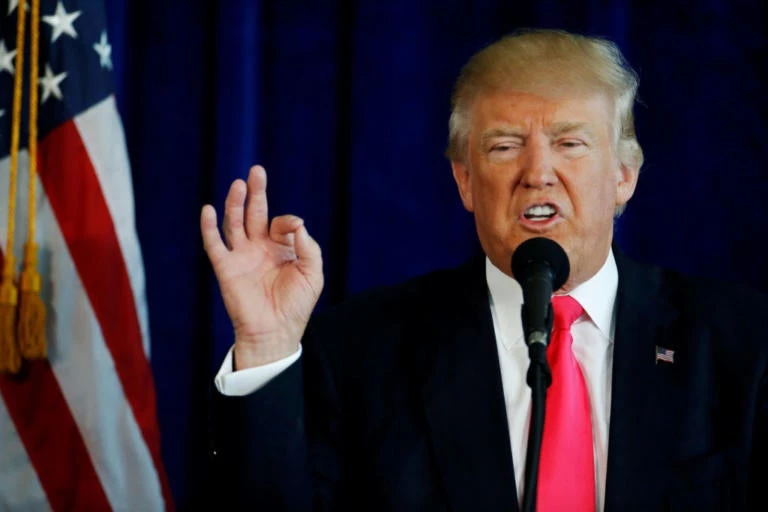 Τραμπ: «Αυτοί είναι οι εχθροί των Ηνωμένων Πολιτειών!»